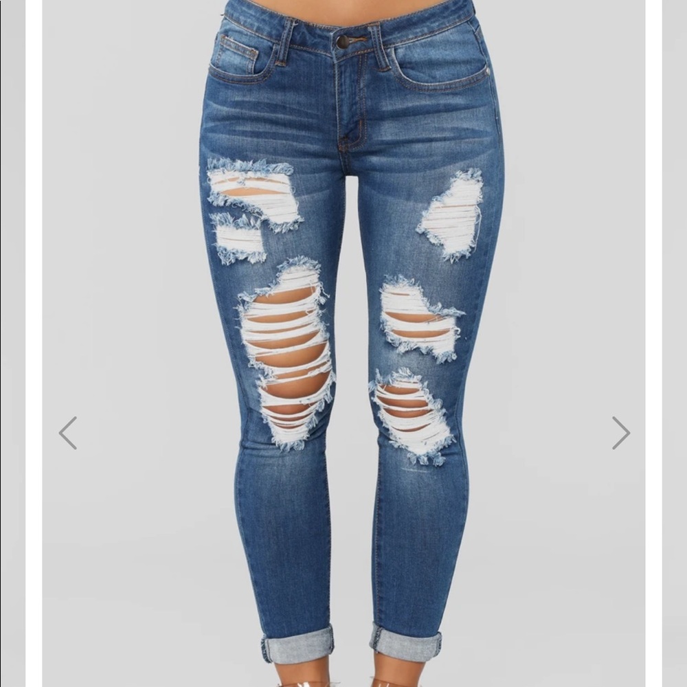 DIGGING FOR GOLD DISTRESSED JEANS FASHIONNOVA